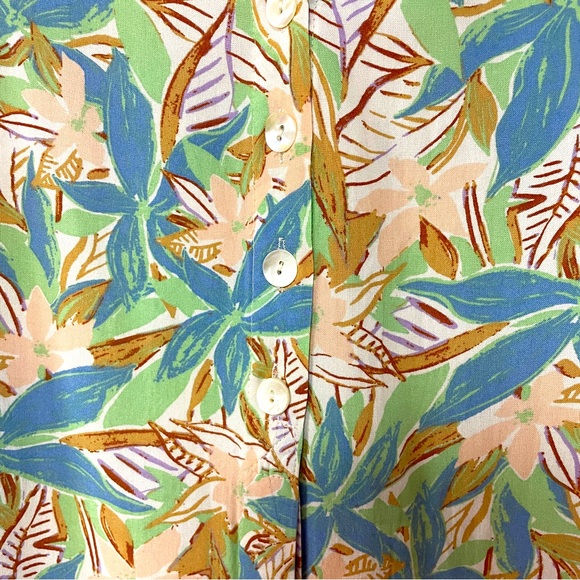 NWT Liza Byrd Mason Green Blue Brown Floral 3/4 Sleeve Button Down Blouse Sz S - Picture 7 of 7